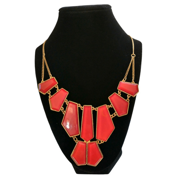 Red Acrylic Gold Tone Statement Necklace 22" Pretty Valentine's Date Night - Picture 1 of 5